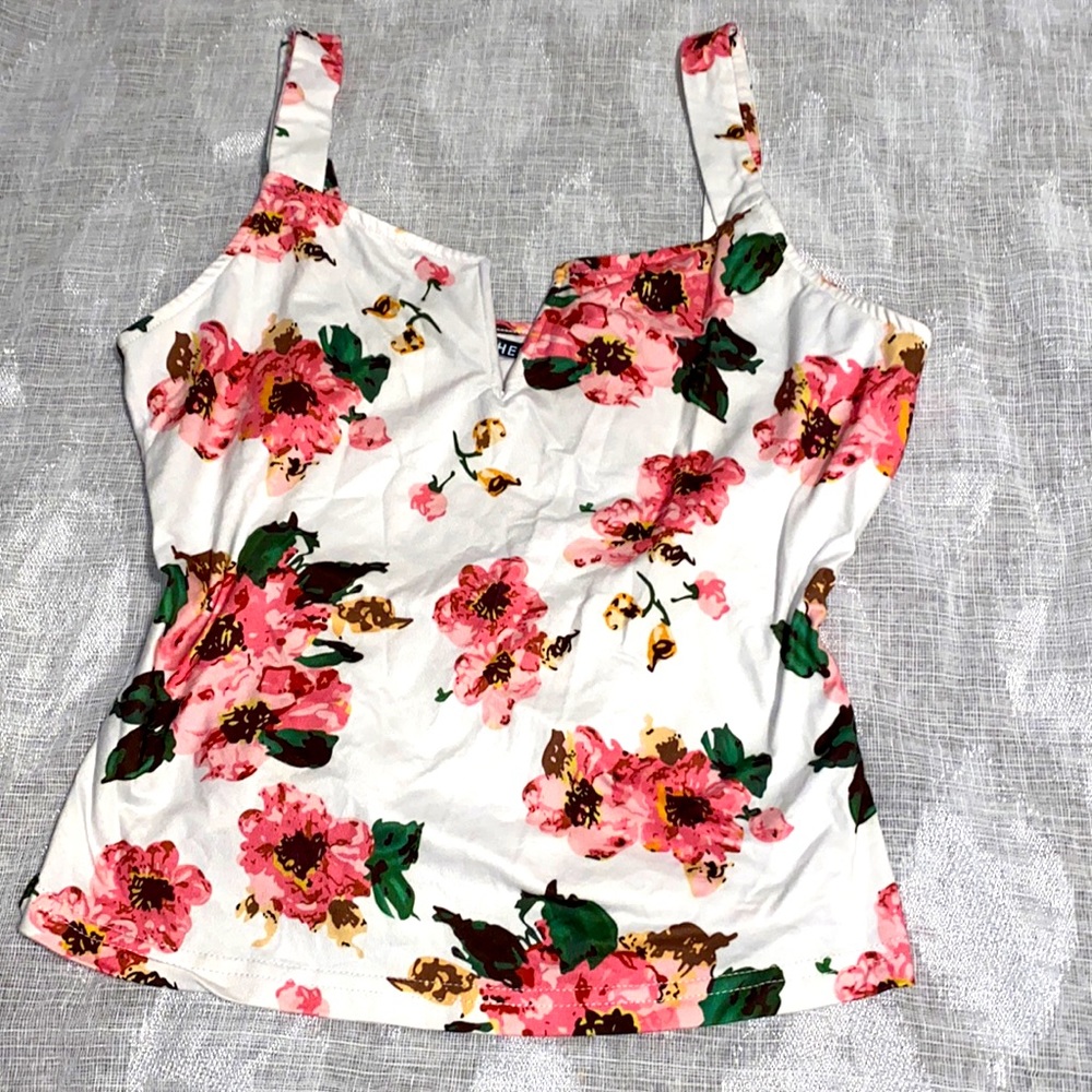 V-neck pink and white floral tank top